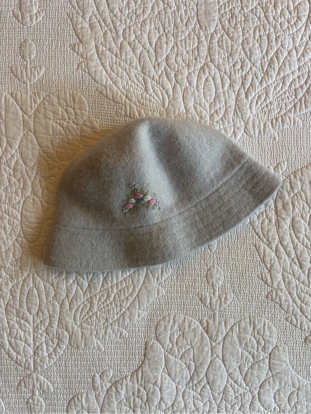 Berkshire Light Gray Women’s Wool Bucket Hat with Pink Floral Embroidery